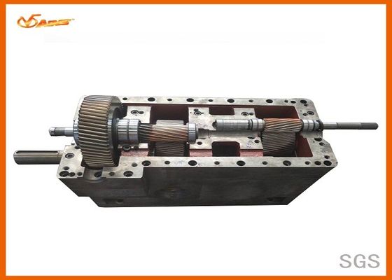 Five Axle Drive Twin Screw Extruder Gearbox 30 - 48mm Center Distance PHL62 Model