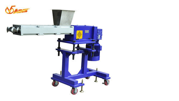Double Screw Side Feeder For Feeding Talc Powder / Carbon Black 600kg / H Speed
