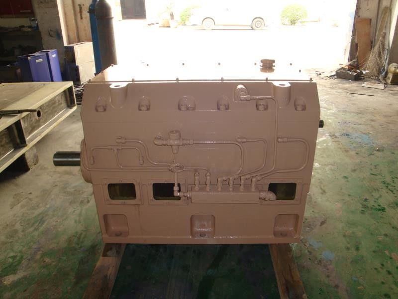 Torque 13.9 T / A³ Twin Screw Extruder Gearbox Bilateral Symmetry Gear Drive System