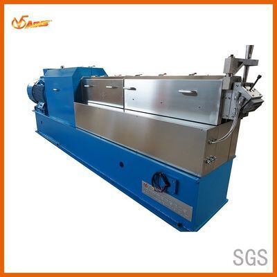 Giá tốt HPL40 Twin Screw Compounding Extruder với khoảng cách trung tâm 43mm và sản lượng 200-350 kg/h cho việc pha trộn nhựa kỹ thuật trực tuyến