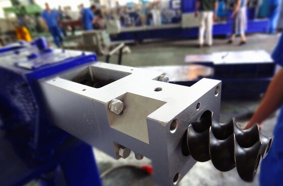 Giá tốt Coperion ZSK40 Twin Screw Extruder Side Feeder ập 10-50% ập thấp trực tuyến